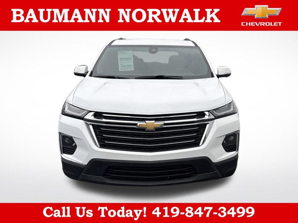 Used 2023 Chevrolet Traverse LT Cloth SUV