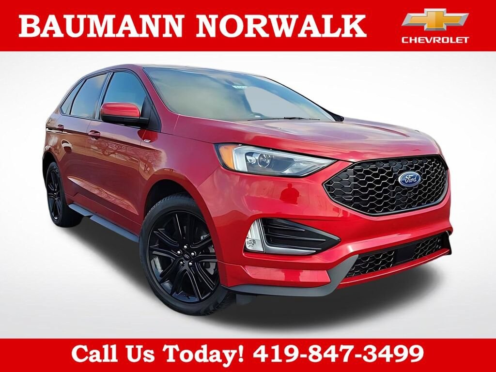 Used 2023 Ford Edge SEL