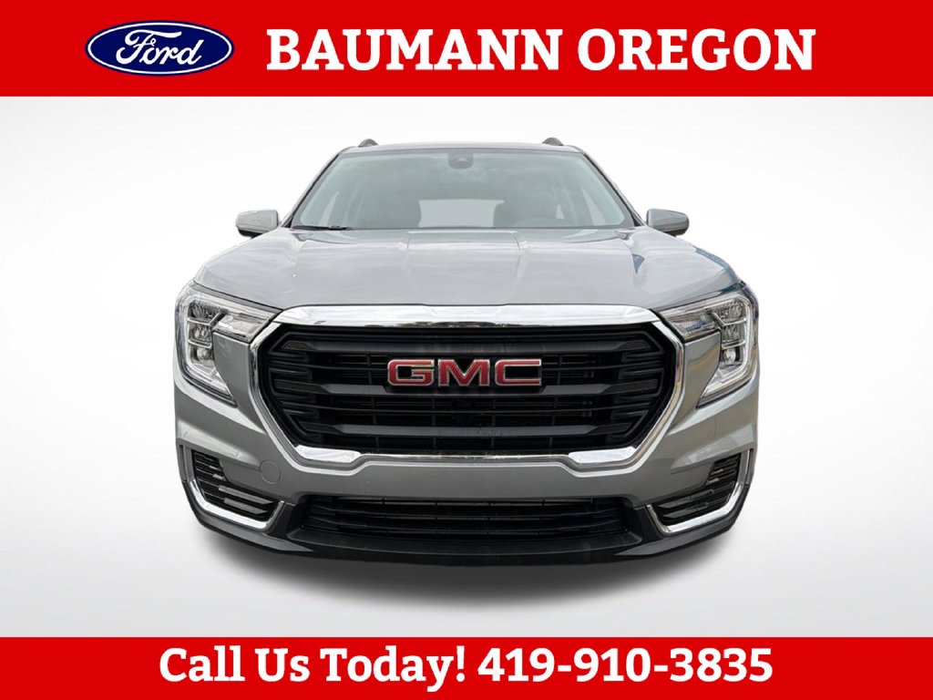 Used 2024 GMC Terrain SLE SUV