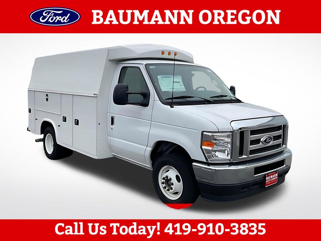  Ford E-350SD