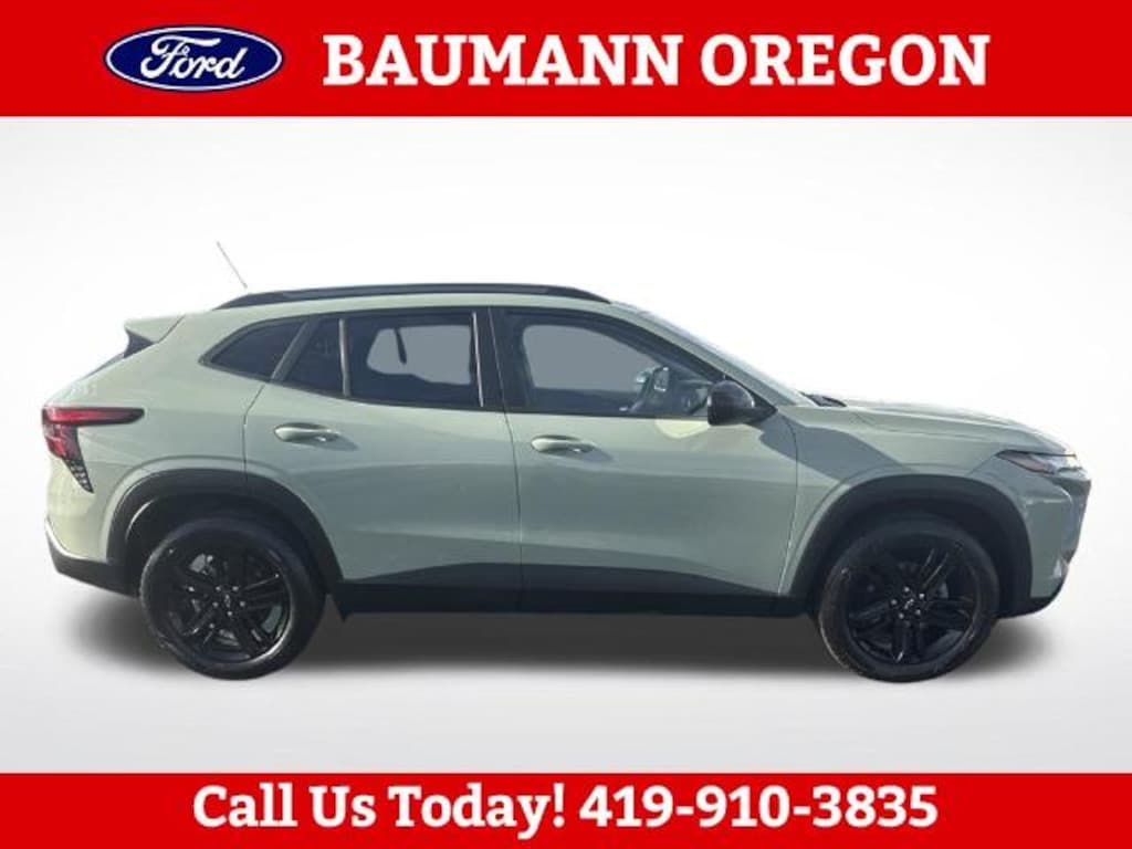 Used 2025 Chevrolet Trax ACTIV SUV
