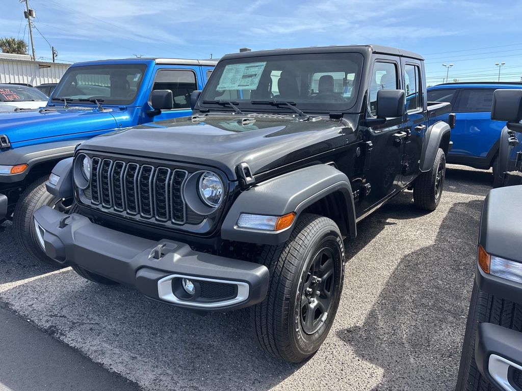 2026 Jeep Gladiator Pickup 