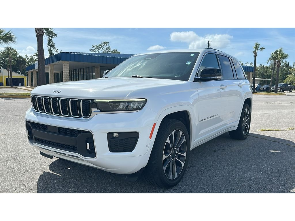 Used 2023 Jeep Grand Cherokee Overland Sport Utility