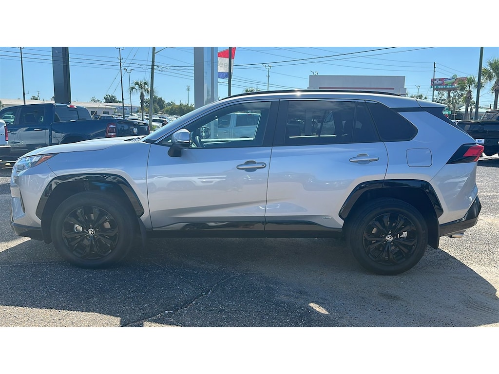 Used 2025 Toyota RAV4 Hybrid Hybrid SE Sport Utility