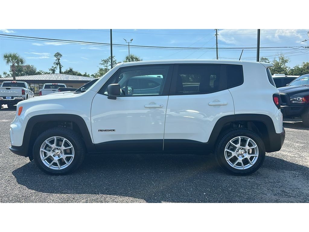 Used 2023 Jeep Renegade Latitude Sport Utility