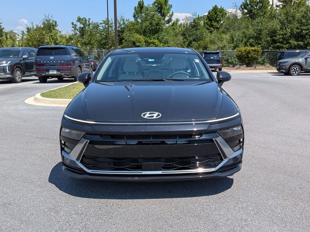 Used 2025 Hyundai Sonata SEL Sedan