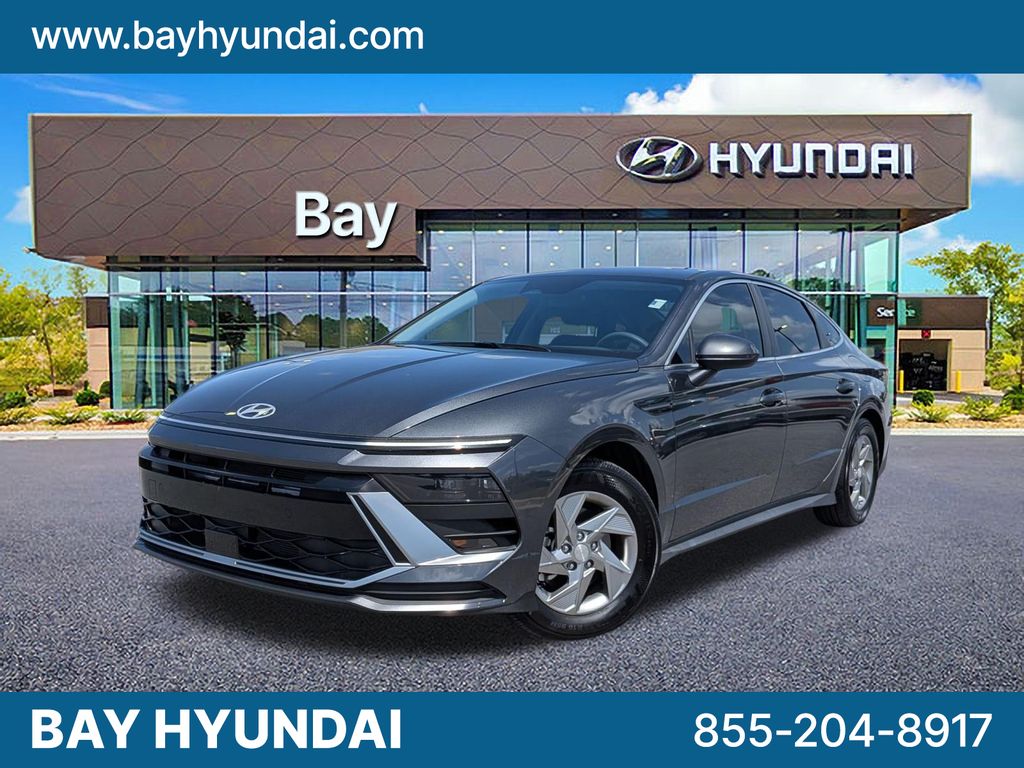 2025 Hyundai Sonata SE Sedan