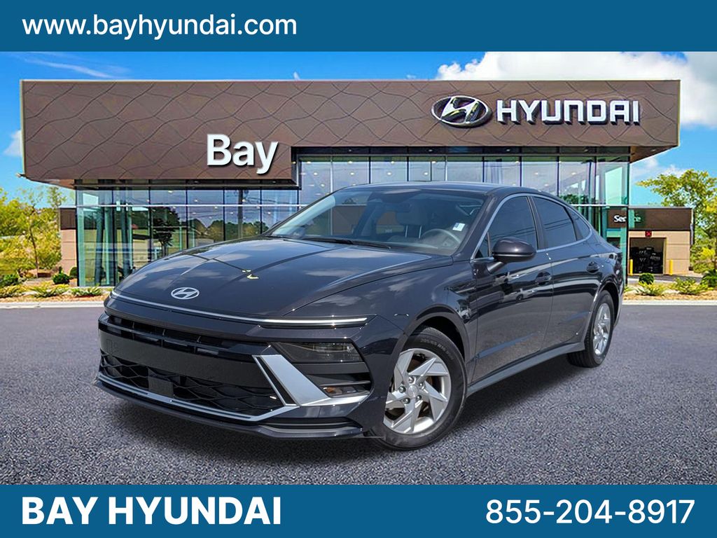 2025 Hyundai Sonata SE Sedan