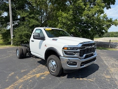 2026 Ram 3500 Chassis Cab TRADESMAN  REGULAR  4X4 60' CA Pickup