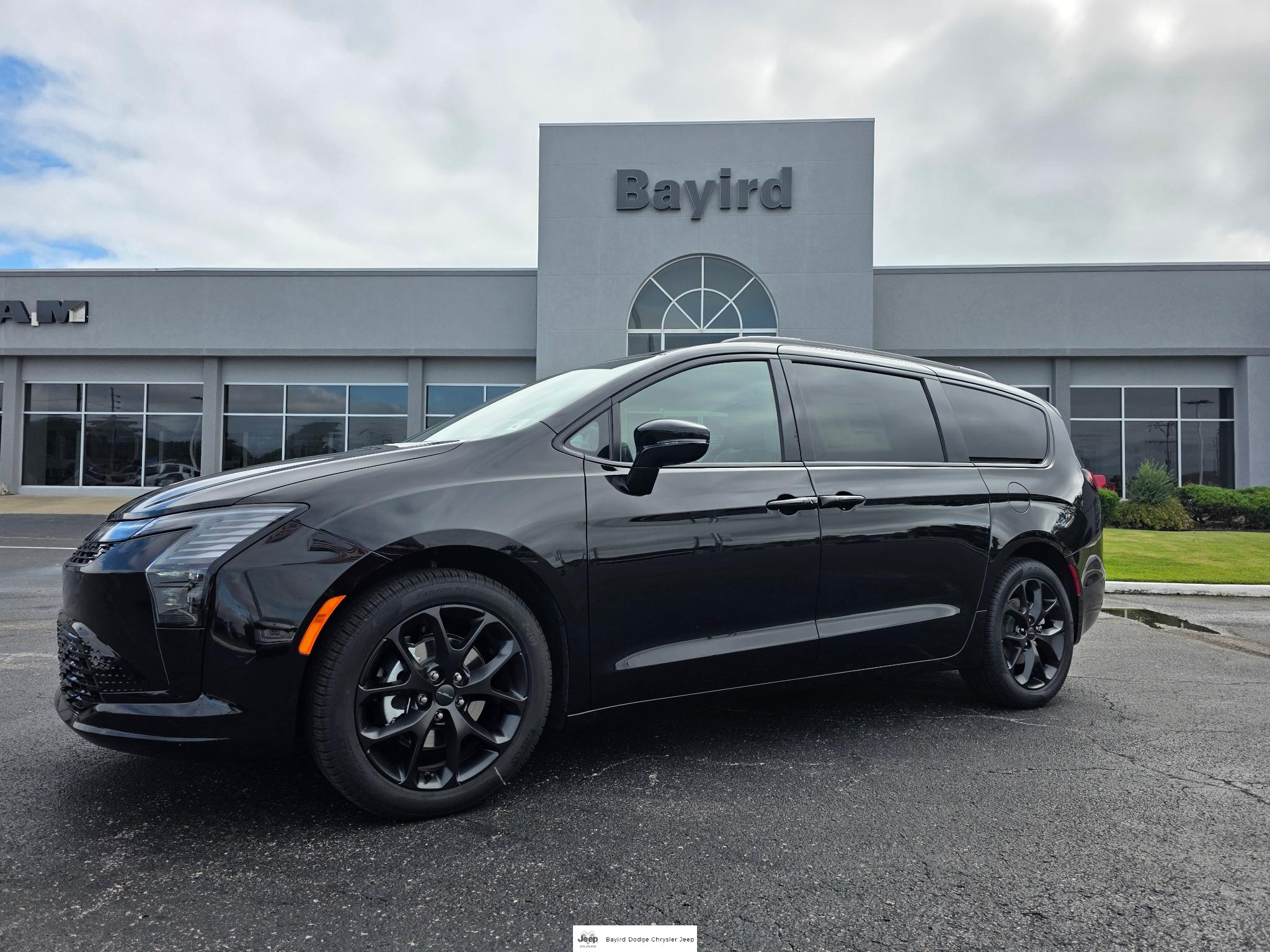 2027 Chrysler Pacifica Limited