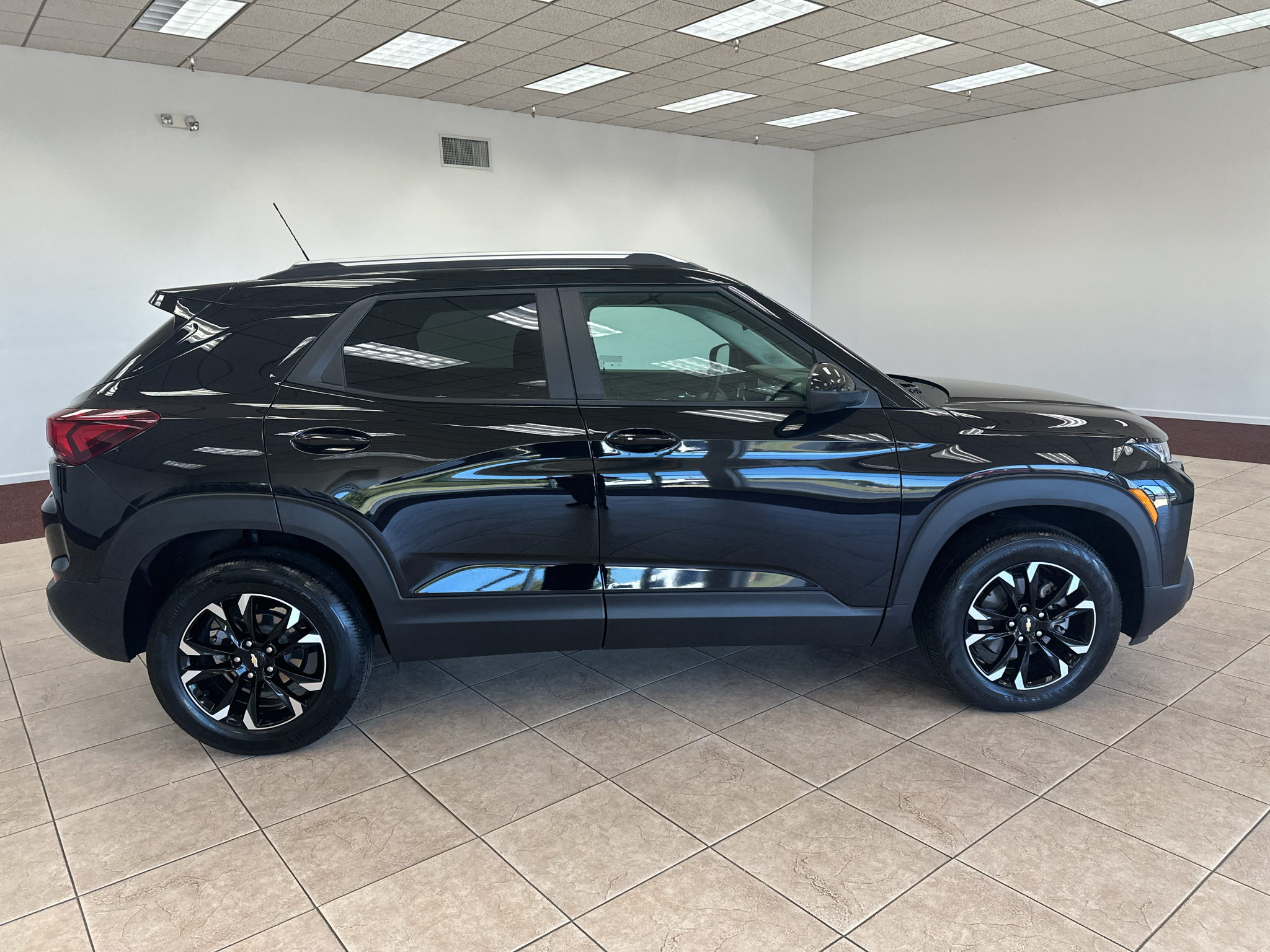 Used 2023 Chevrolet Trailblazer LT SUV