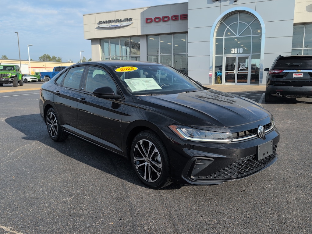 Used 2025 Volkswagen Jetta Sport Sedan