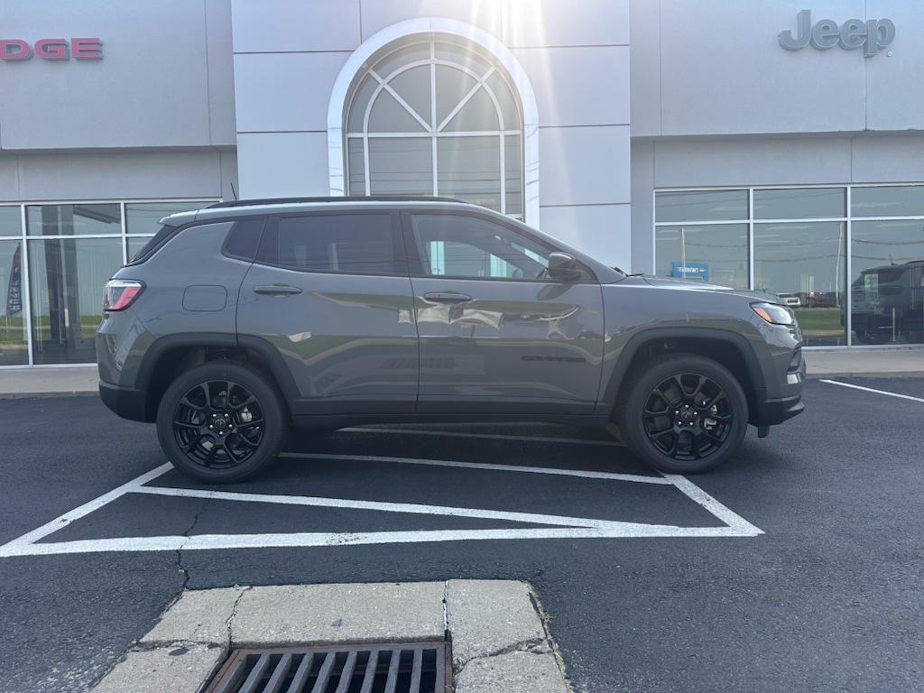 New 2026 Jeep Compass LATITUDE ALTITUDE 4X4 Sport Utility