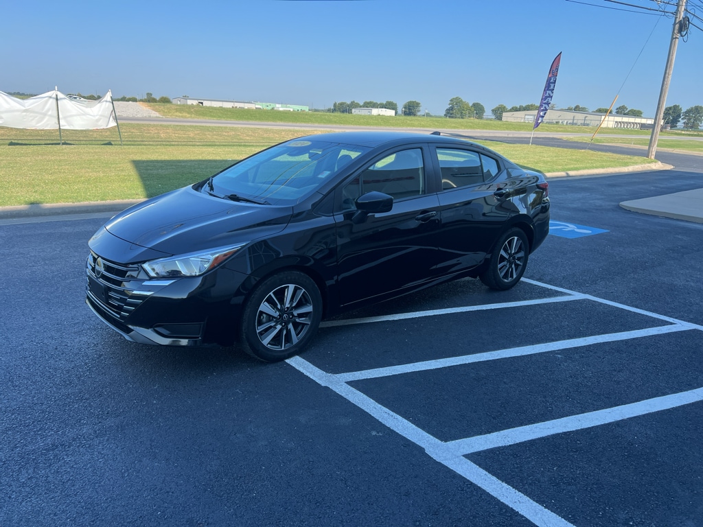 Used 2024 Nissan Versa 1.6 SV Sedan