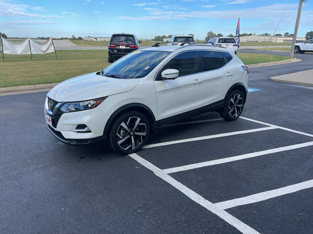Used 2021 Nissan Rogue Sport SL SUV