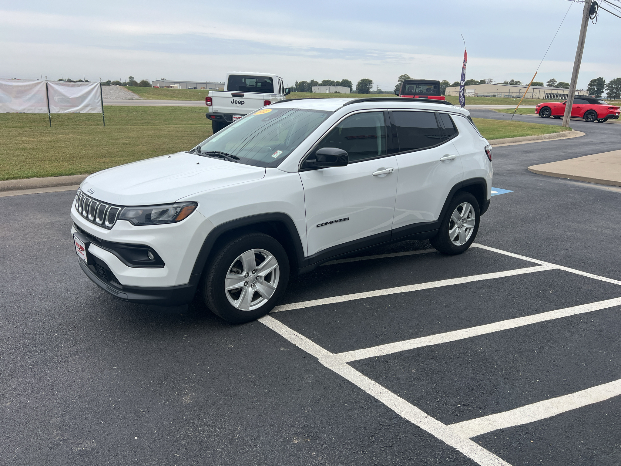 Used 2022 Jeep Compass Latitude SUV