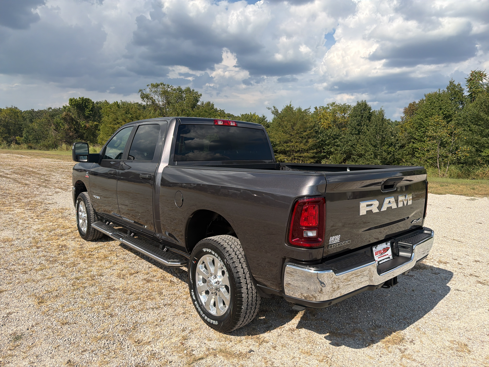 New 2027 Ram 2500 BIG HORN CREW CAB 4X4 6'4 BOX Pickup