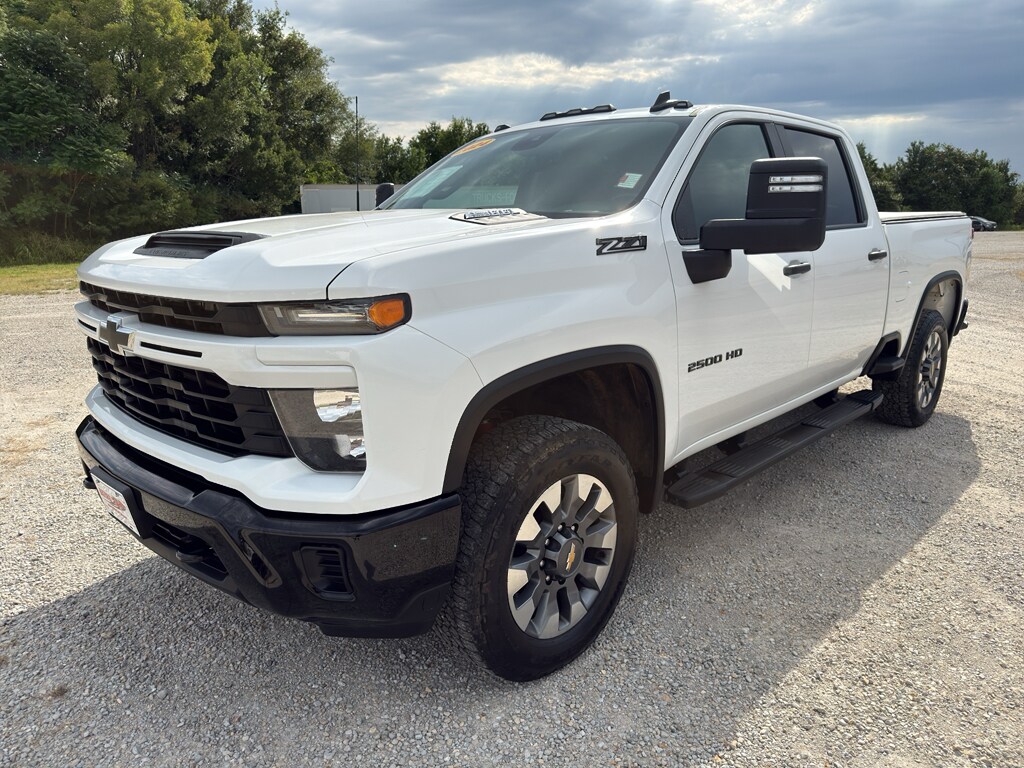 Used 2024 Chevrolet Silverado 2500 HD Custom Truck Crew Cab