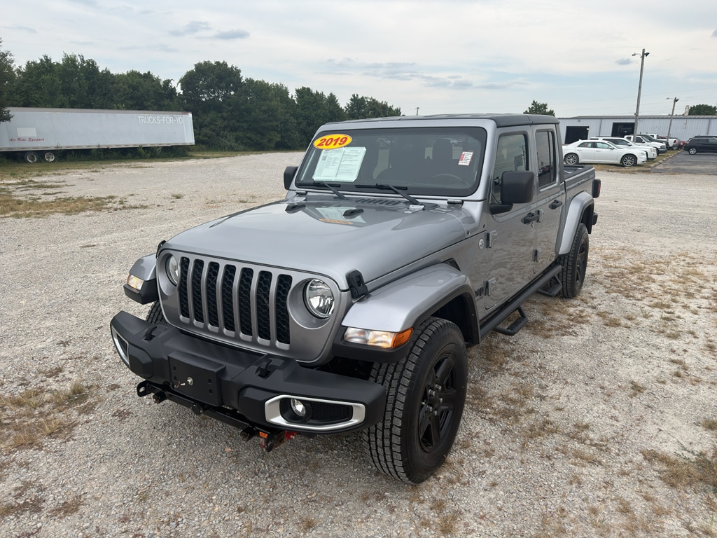 Used 2021 Jeep Gladiator Sport Truck Crew Cab
