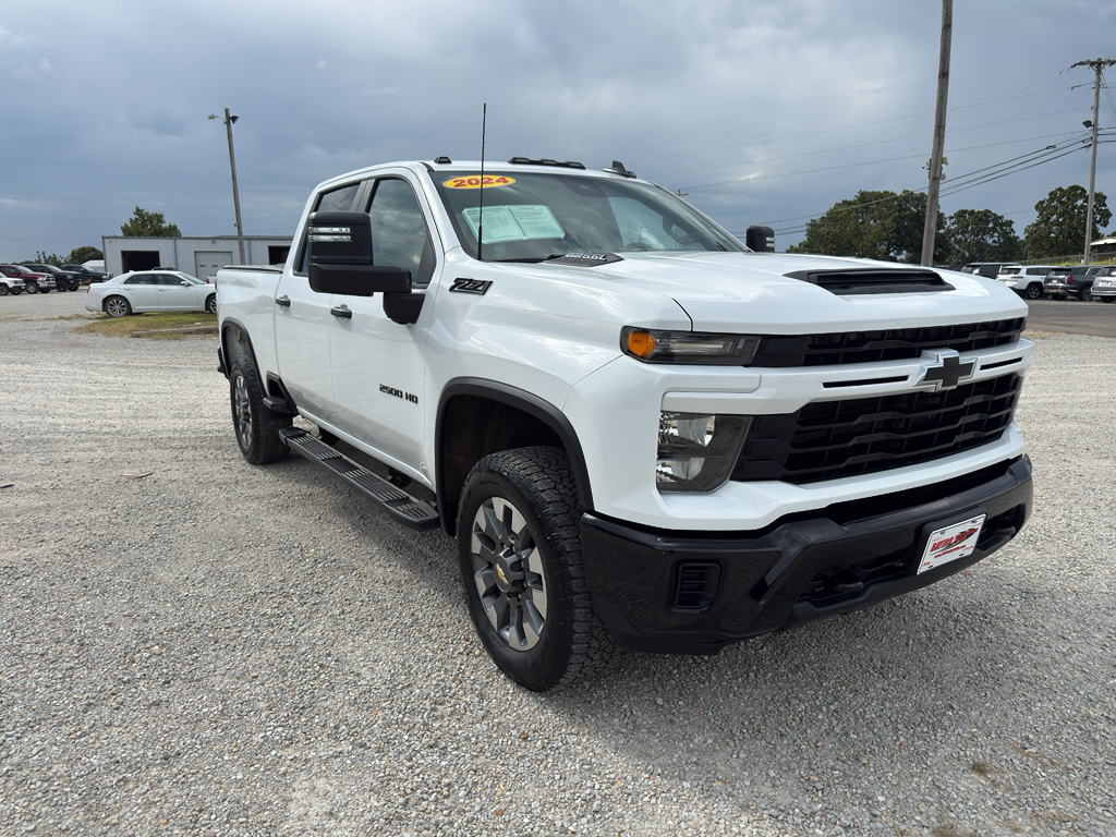 Used 2024 Chevrolet Silverado 2500 HD Custom Truck Crew Cab
