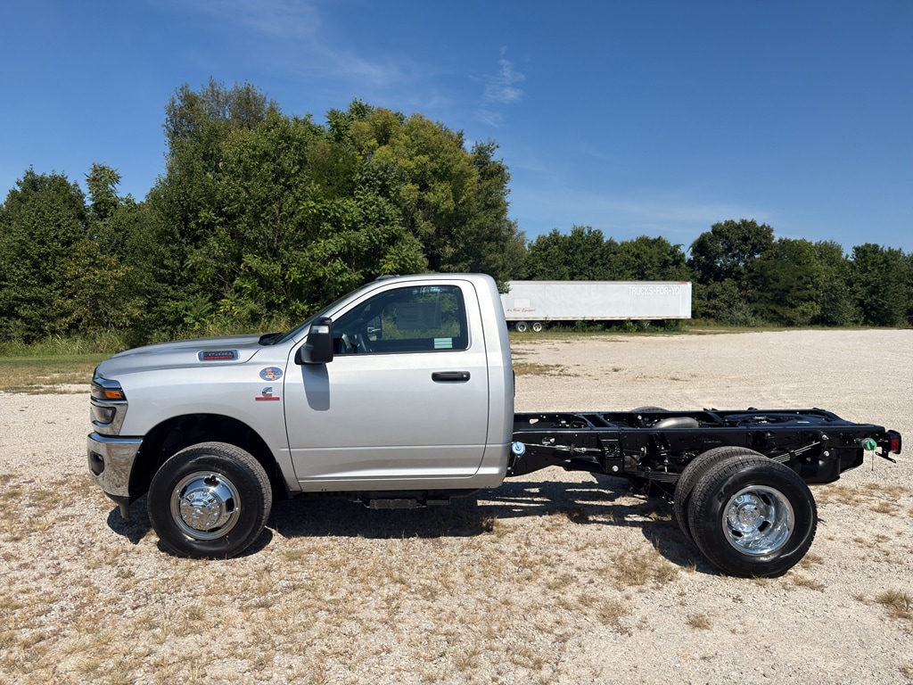New 2027 Ram 3500 Chassis Tradesman/Big Horn Pickup