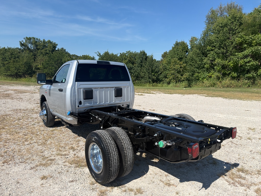 New 2027 Ram 3500 Chassis Tradesman/Big Horn Pickup