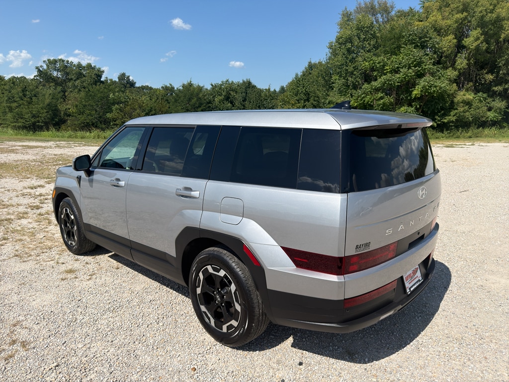 Used 2025 Hyundai Santa Fe SE SUV