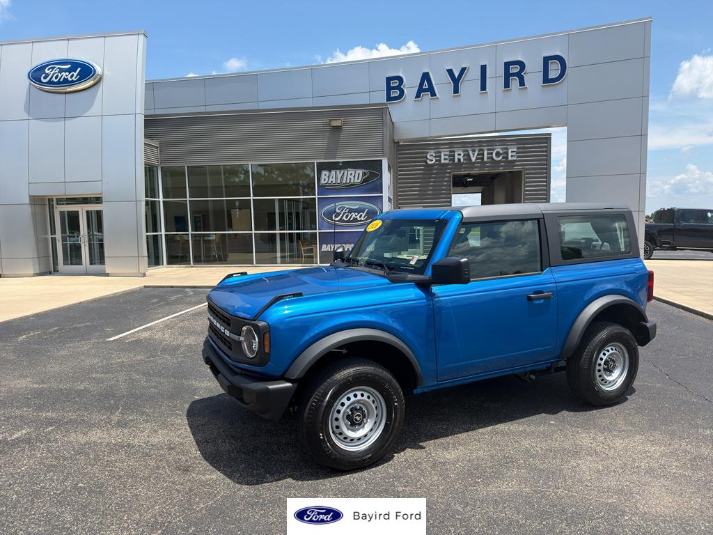 2026 Ford Bronco Base SUV