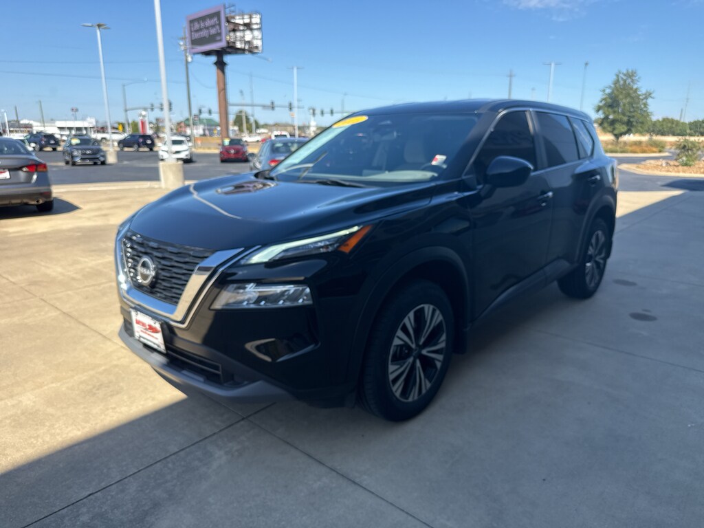 Used 2023 Nissan Rogue SV Sport Utility