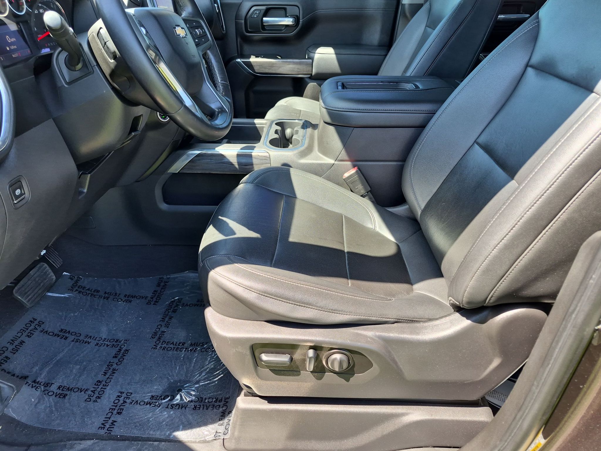 2021 Chevrolet Silverado 1500 LTZ - Photo 14