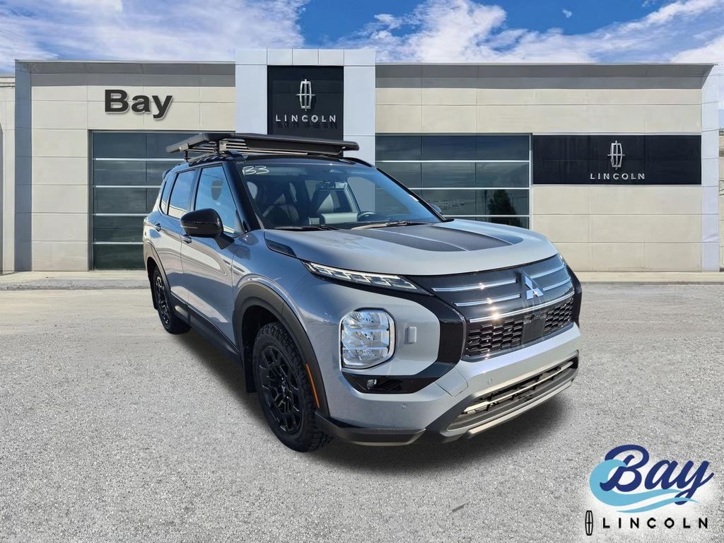 Used 2025 Mitsubishi Outlander Trail Edition Sport Utility