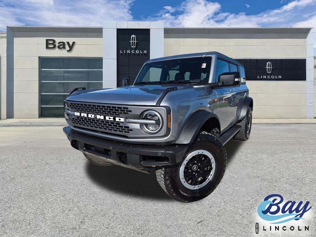Used 2023 Ford Bronco Wagon
