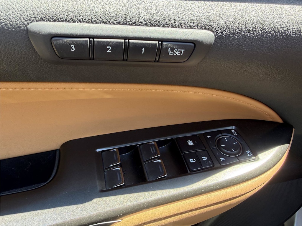 Used 2024 Lexus NX 450h+ Luxury SUV
