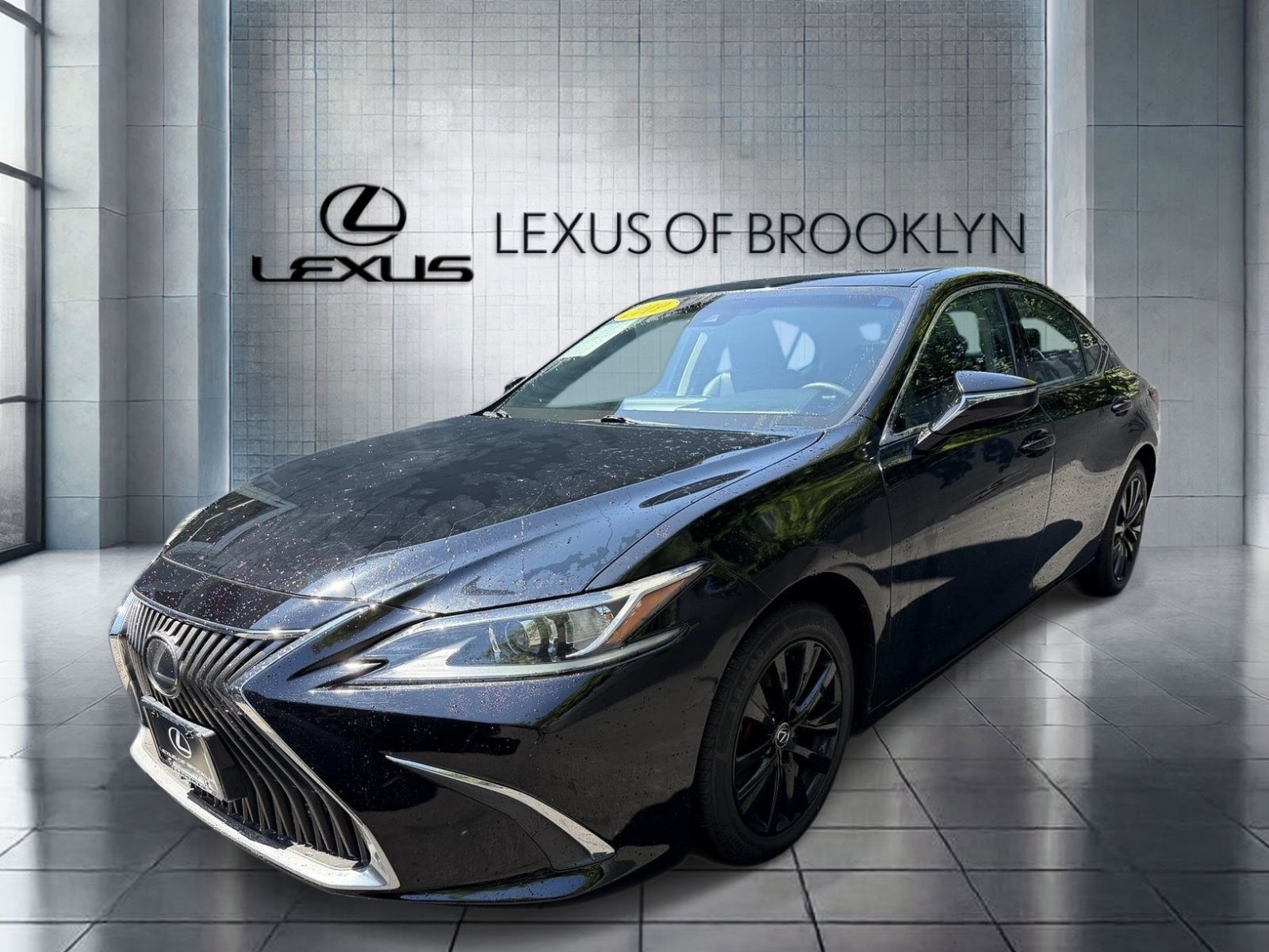 2019 Lexus ES