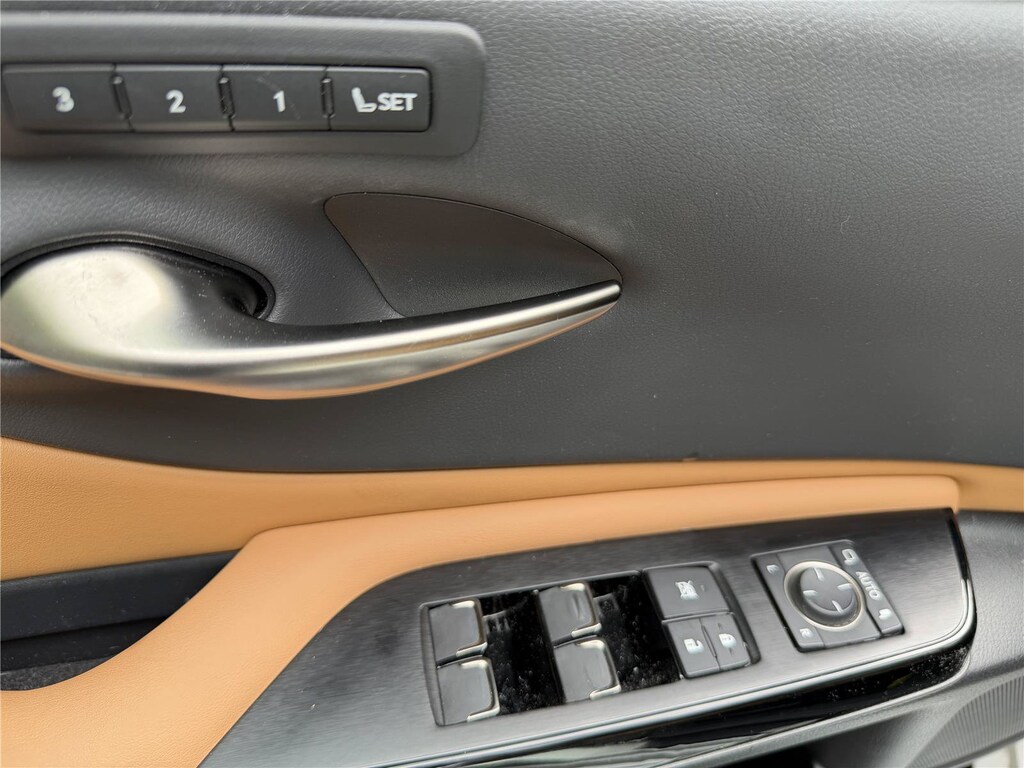 Used 2024 Lexus ES 350 Sedan