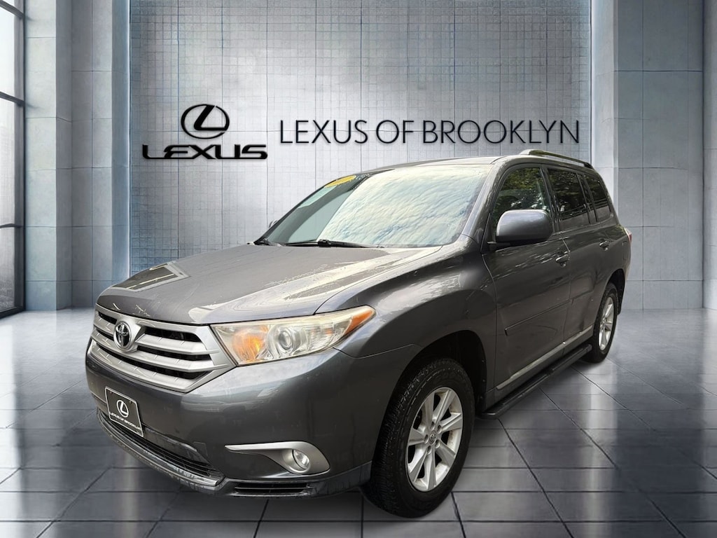 Used 2012 Toyota Highlander SE SUV