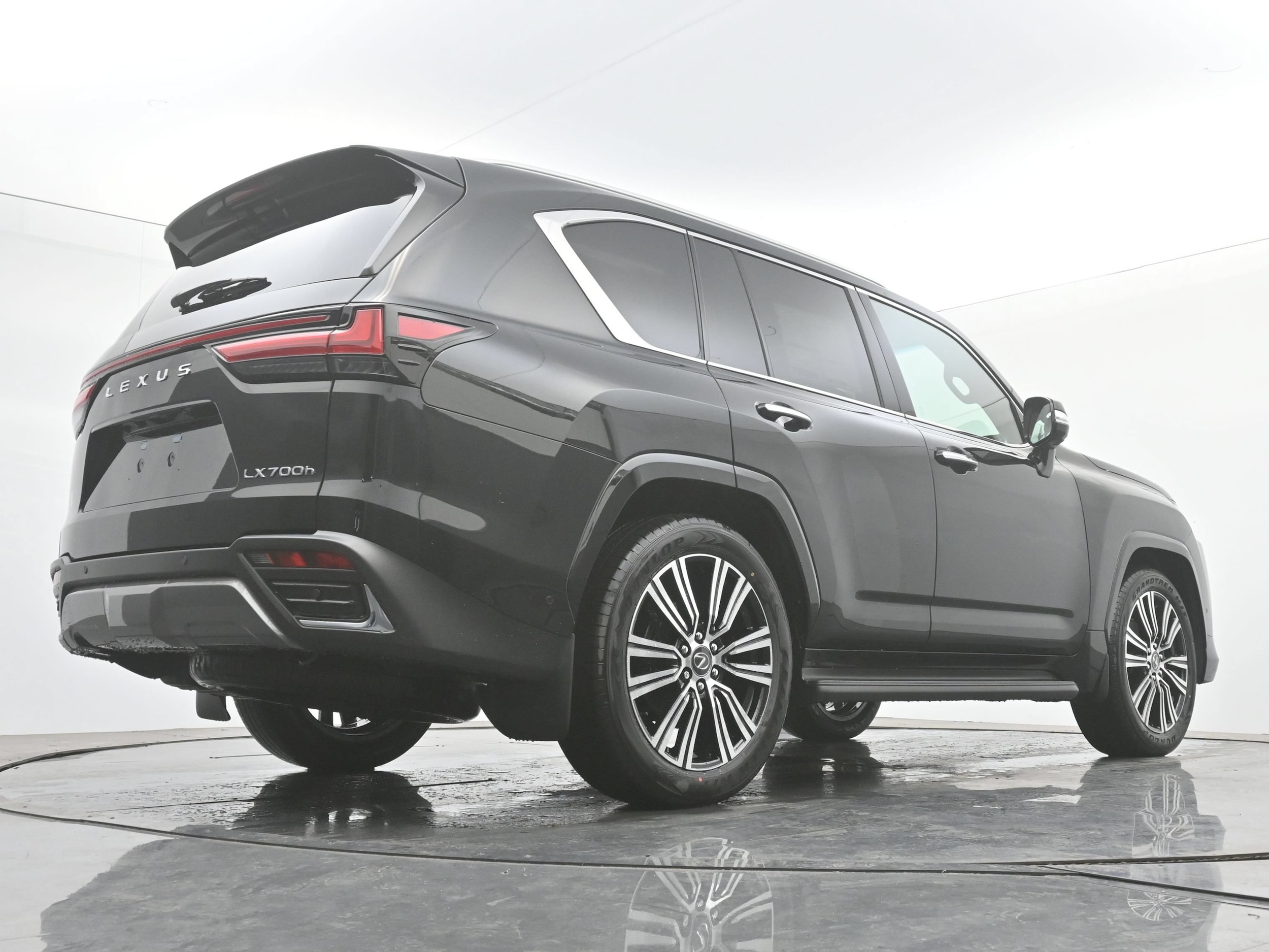 2026 Lexus LX 700h Luxury - Photo 19