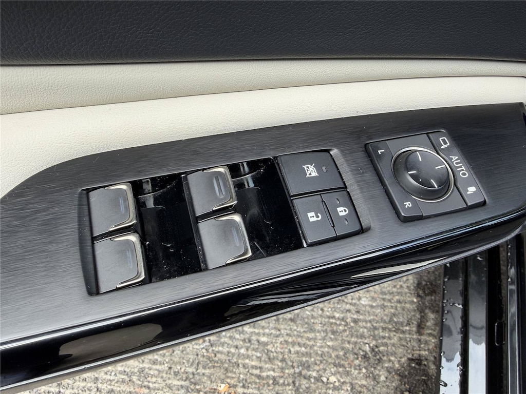 Certified 2025 Lexus ES 350 Sedan