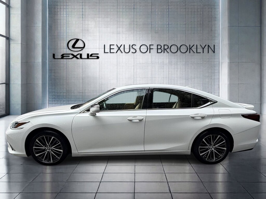 Used 2023 Lexus ES 350 Sedan