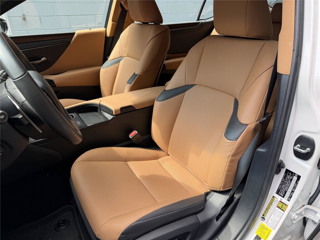 Used 2024 Lexus ES 350 Sedan