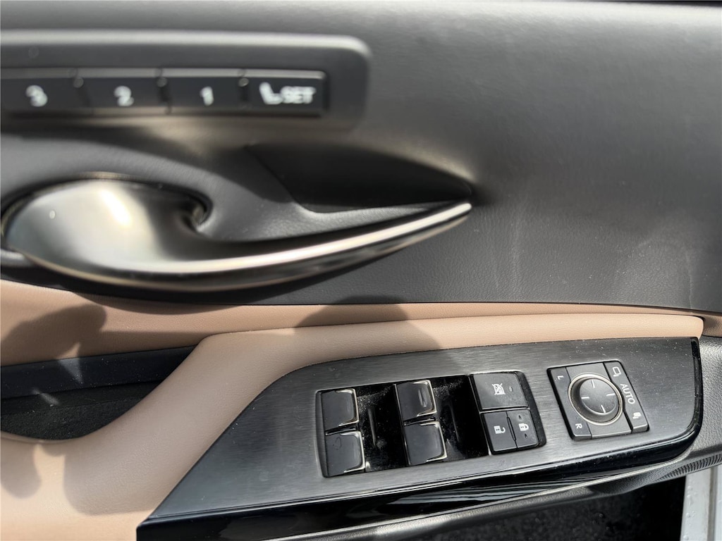 Certified 2023 Lexus ES 250 Sedan