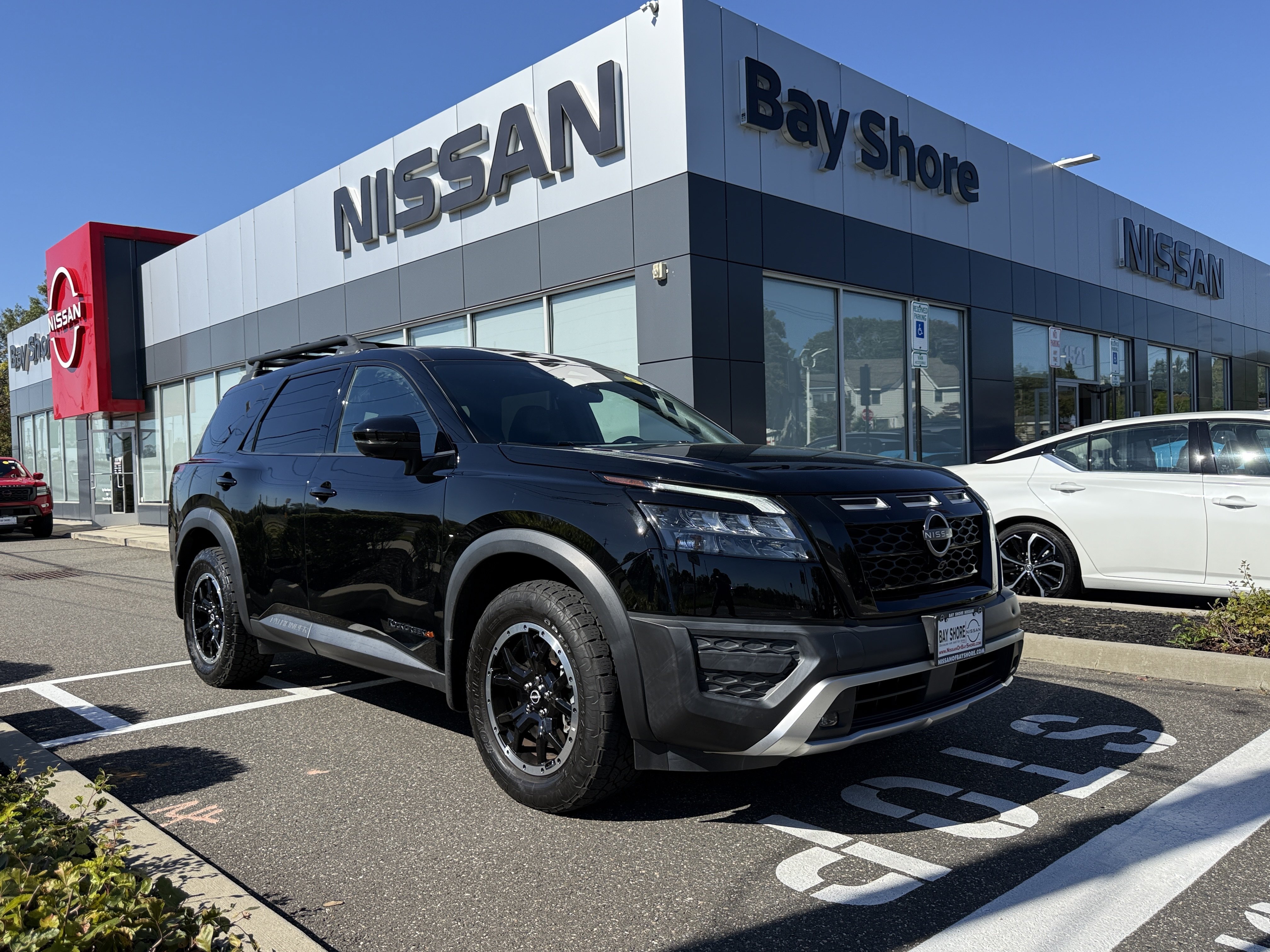 Used 2024 Nissan Pathfinder Rock Creek SUV UB11329P for Sale in Bay Shore, NY, at Nissan of Bay Shore