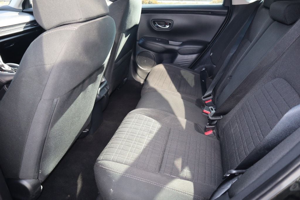 2025 Honda HR-V LX - Photo 15