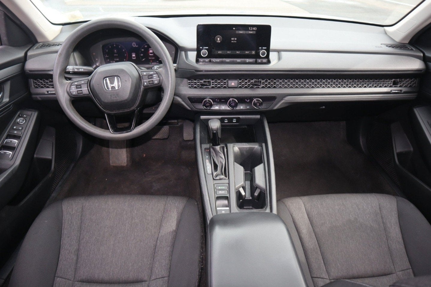 2024 Honda Accord LX - Photo 18