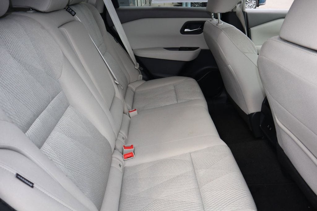 2025 Nissan Rogue SV - Photo 26