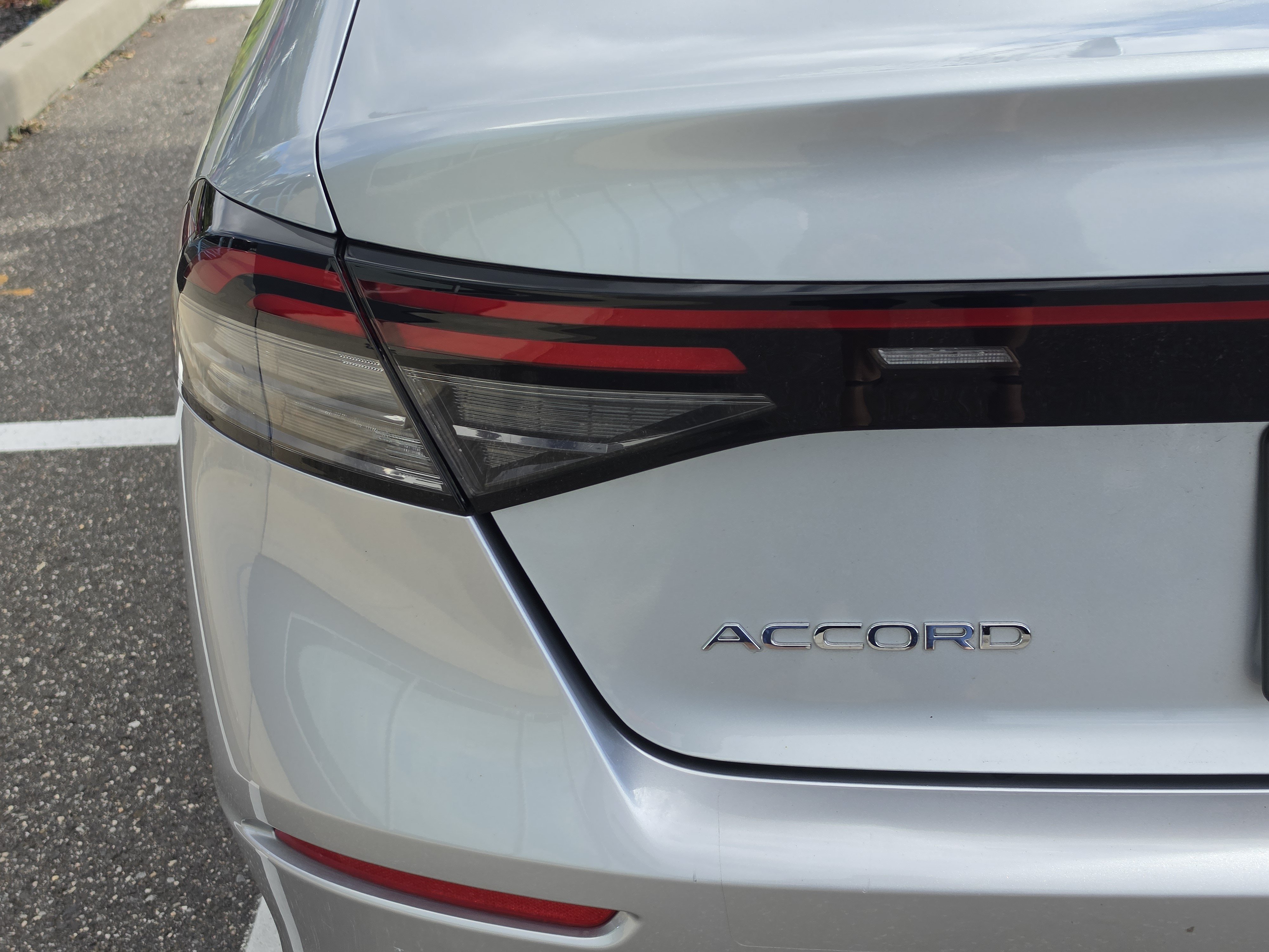 2024 Honda Accord LX - Photo 32