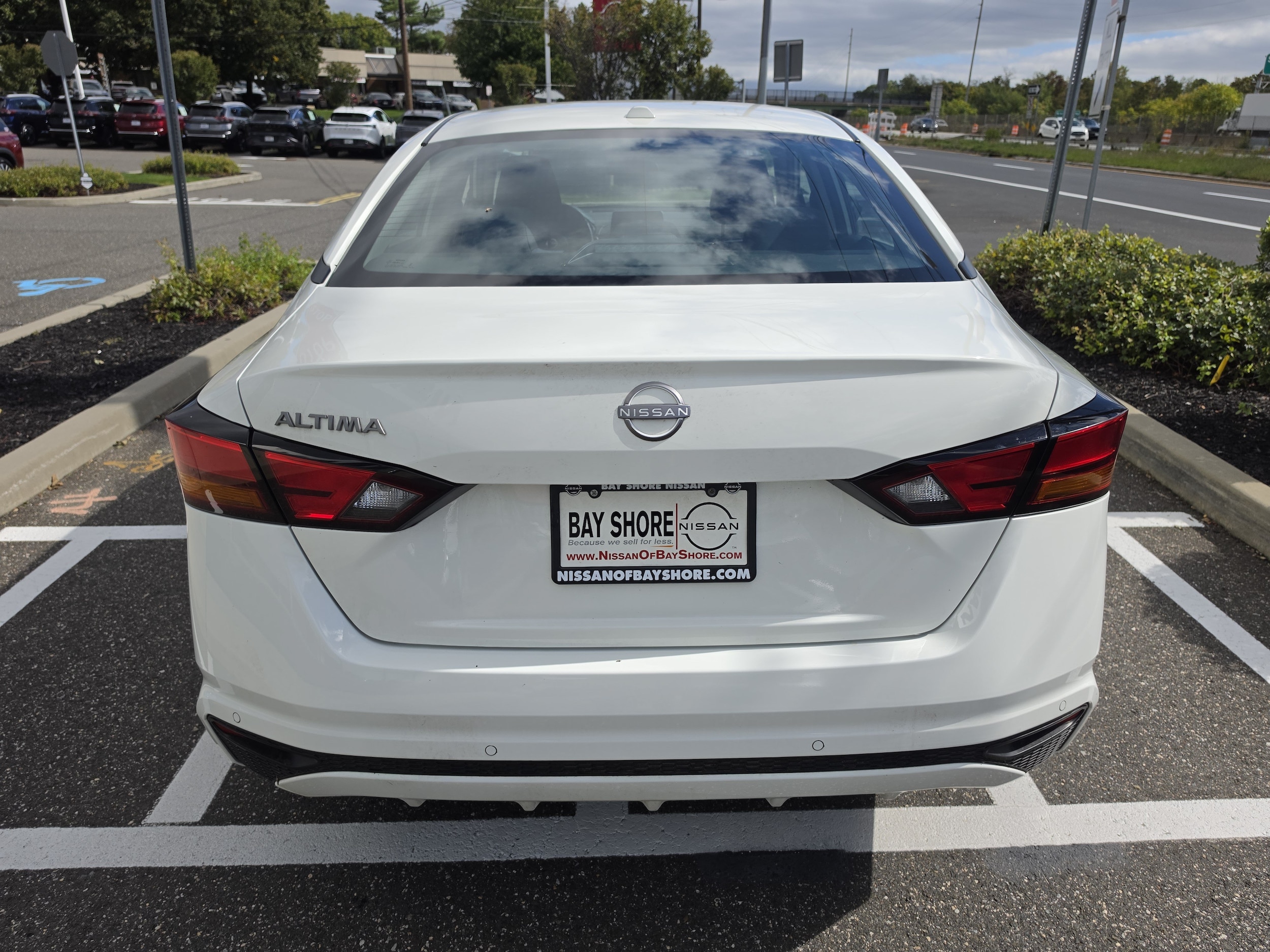 2025 Nissan Altima S - Photo 7