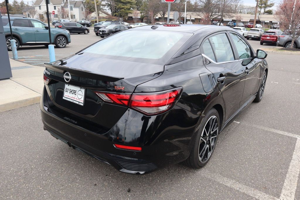2024 Nissan Sentra SR - Photo 6