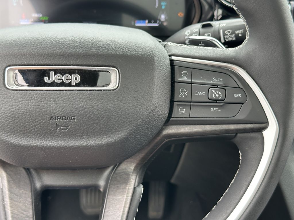 2023 Jeep Grand Cherokee 30th Anniversary 4xe - Photo 16