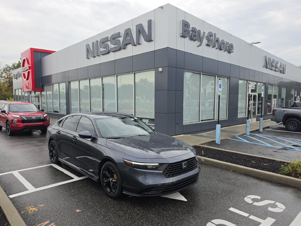 Used 2025 Honda Accord SE Sedan